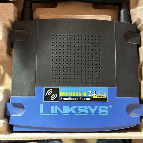 Linksys Wireless-G Broadband Router - Picture 3 of 14